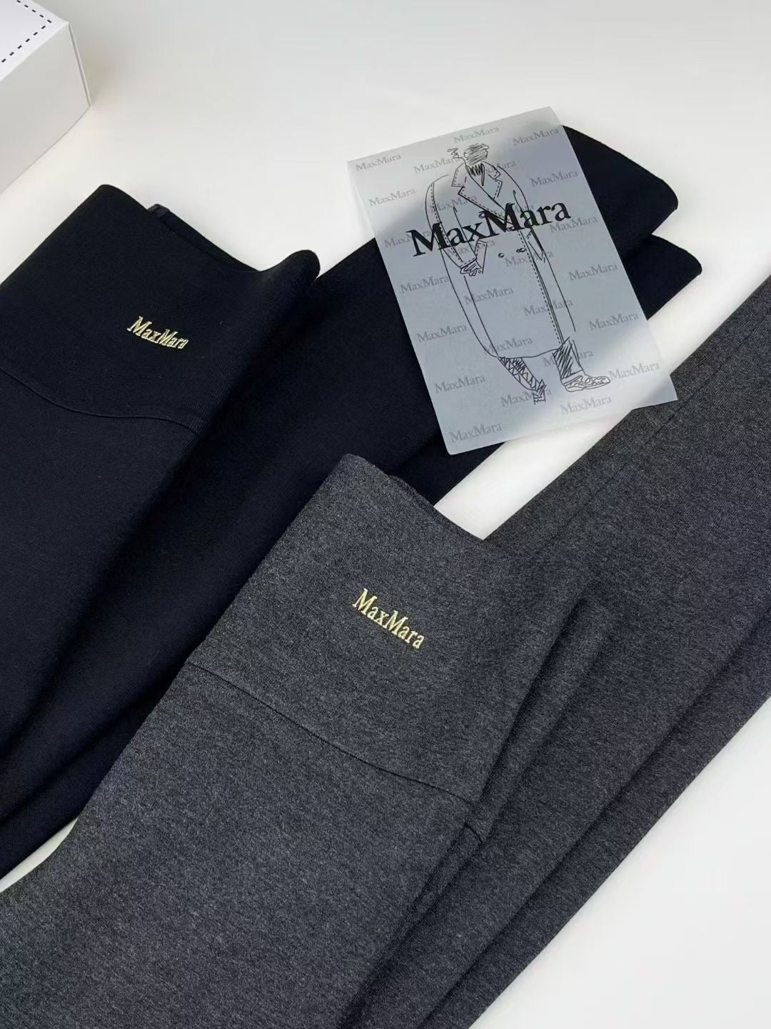 Max Mara Shaping Sanding Leggings in Black/Gray, Size M/L/XL