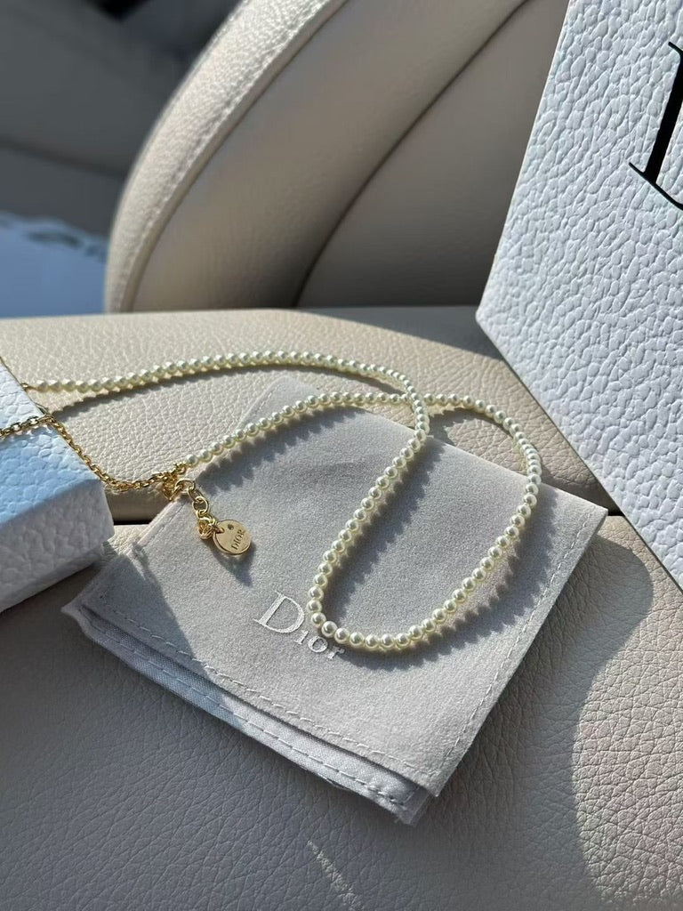 Dior CD Logo Necklace Gold/Pearl
