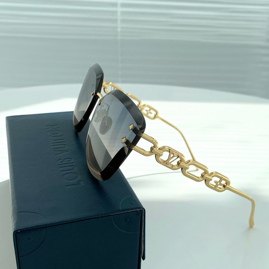 Louis Vuitton LV Jewel Cat Eye Sunglasses Z2142U