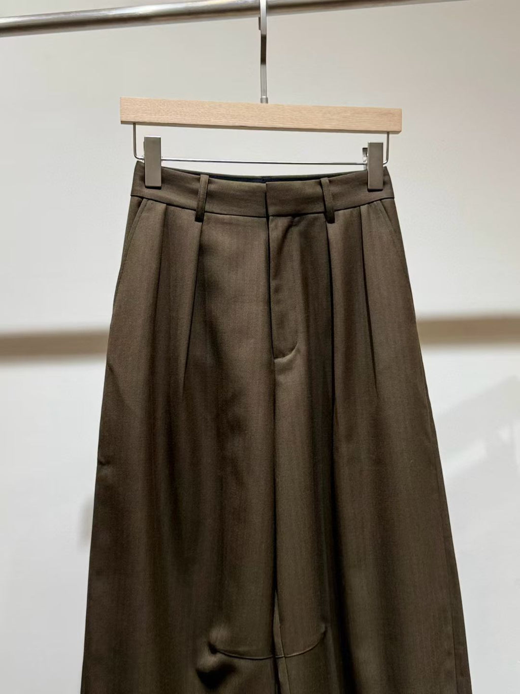 Loewe Barrel Wool Pants, Size 32/34/36/38