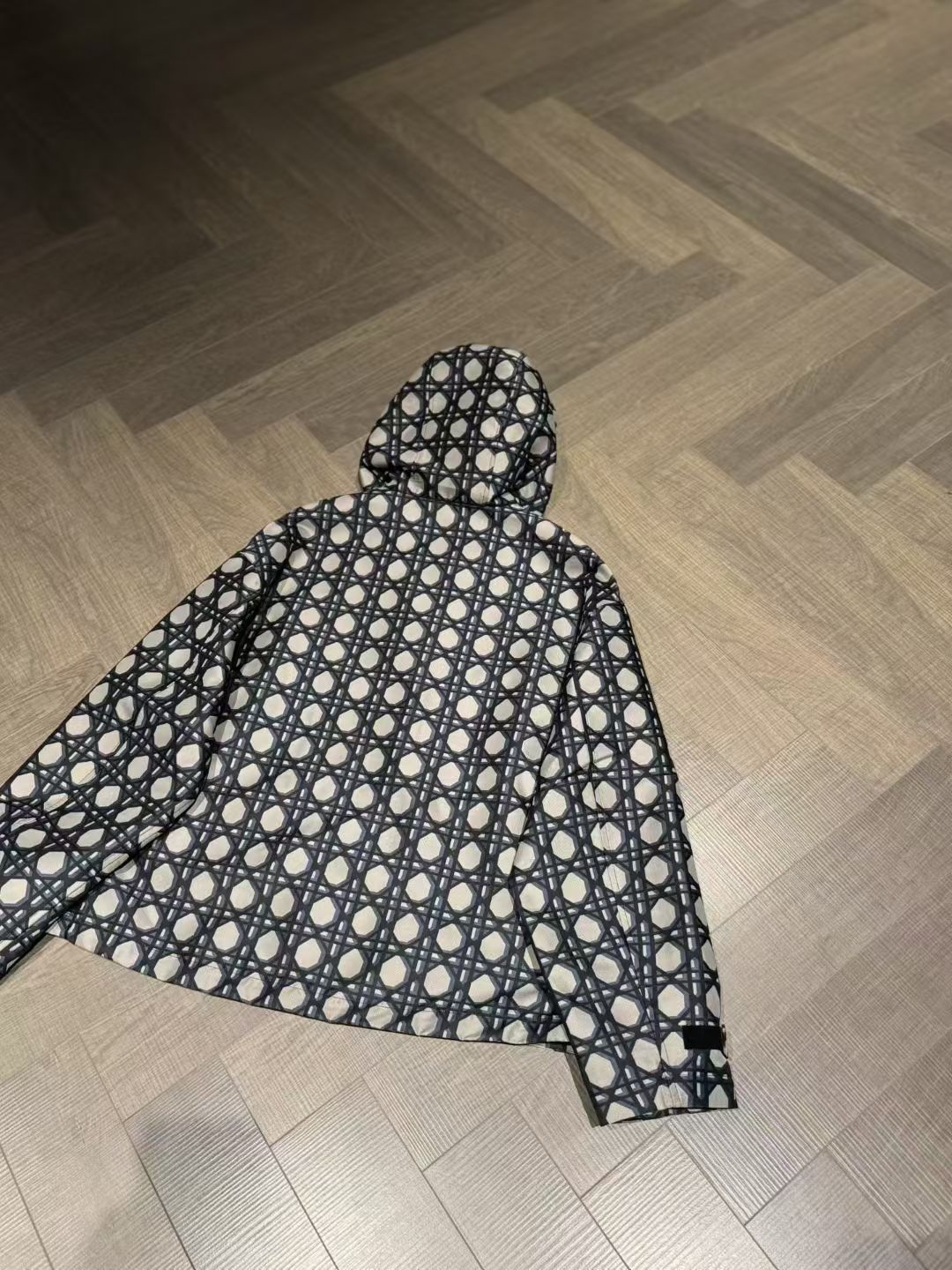 Dior
Macrocannage Waterproof Hooded Jacket, Size S/M/L
