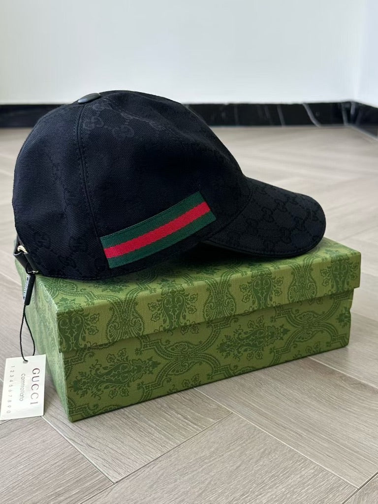 Gucci Original GG Canvas Baseball Cap, Size M