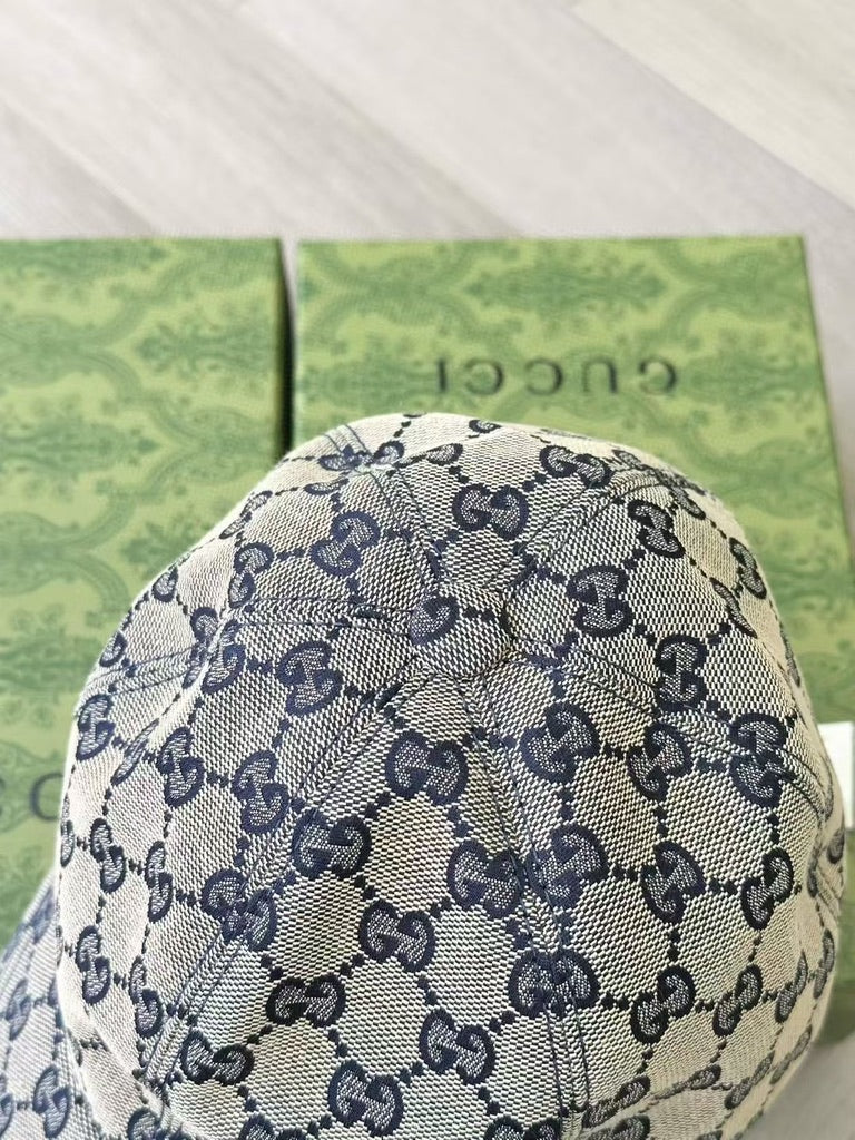 Gucci Original GG Canvas Baseball Cap, Size M
