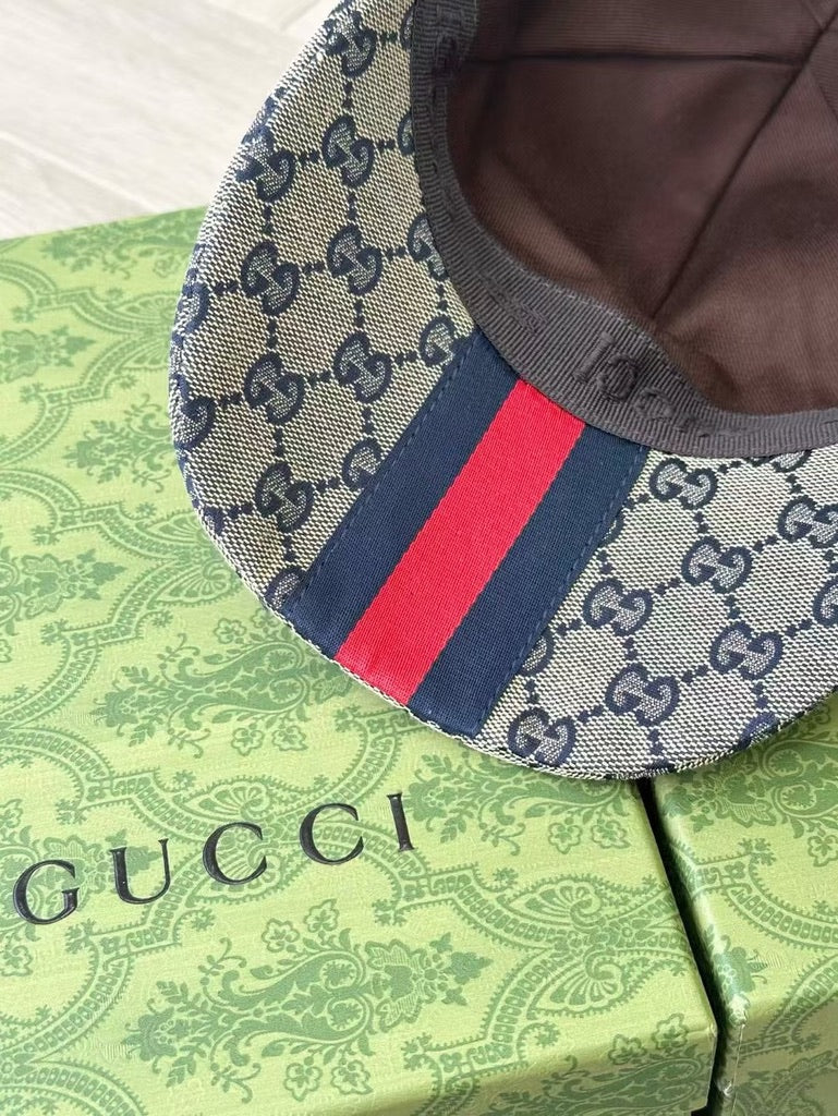Gucci Original GG Canvas Baseball Cap, Size M