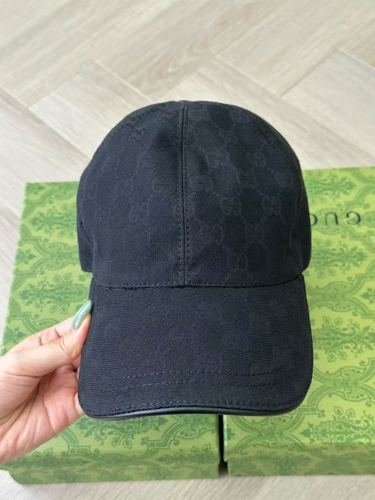 Gucci Original GG Canvas Baseball Cap, Size M