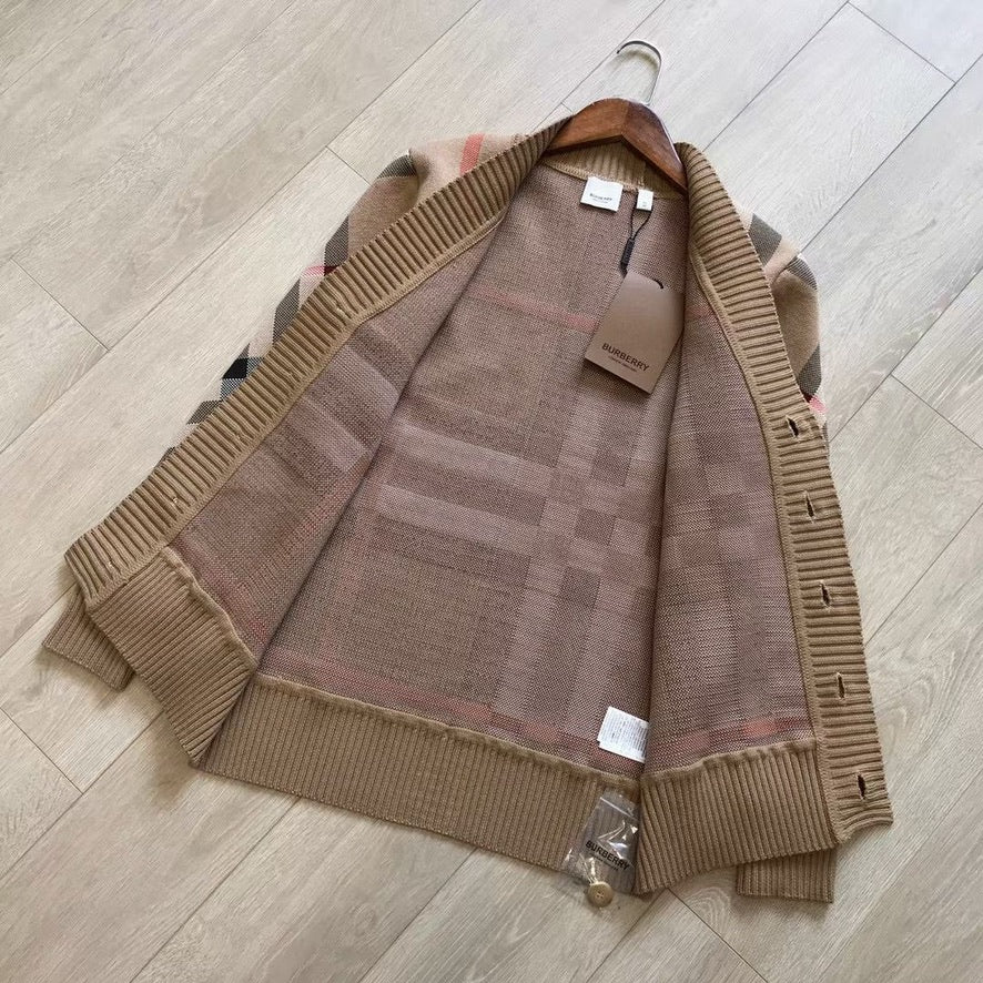 Burberry Check Wool Blend Cardigan in Beige, Size S/M/L
