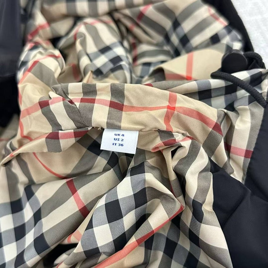 Burberry EKD Zip-Up Lightweight Hooded Parka, Size US 2/4/6/8