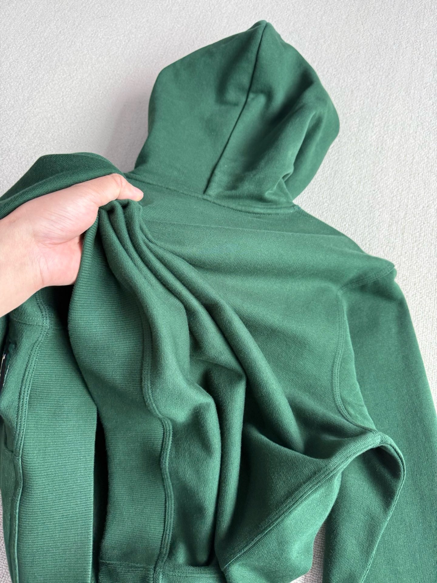 Burberry Unisex Green Hoodie, Size XXS/XS/S/M/L/XL