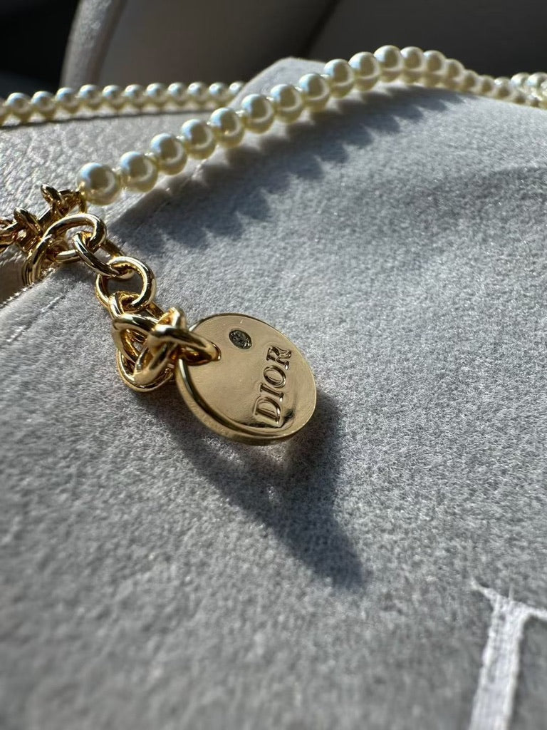Dior CD Logo Necklace Gold/Pearl