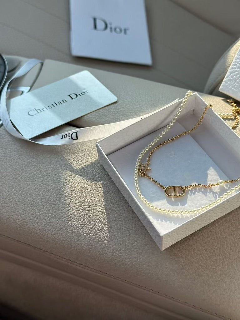 Dior CD Logo Necklace Gold/Pearl