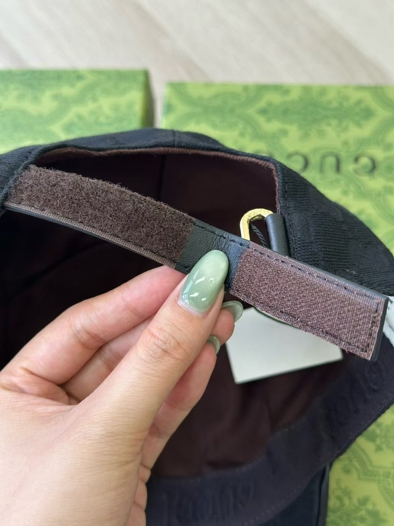 Gucci Original GG Canvas Baseball Cap, Size M