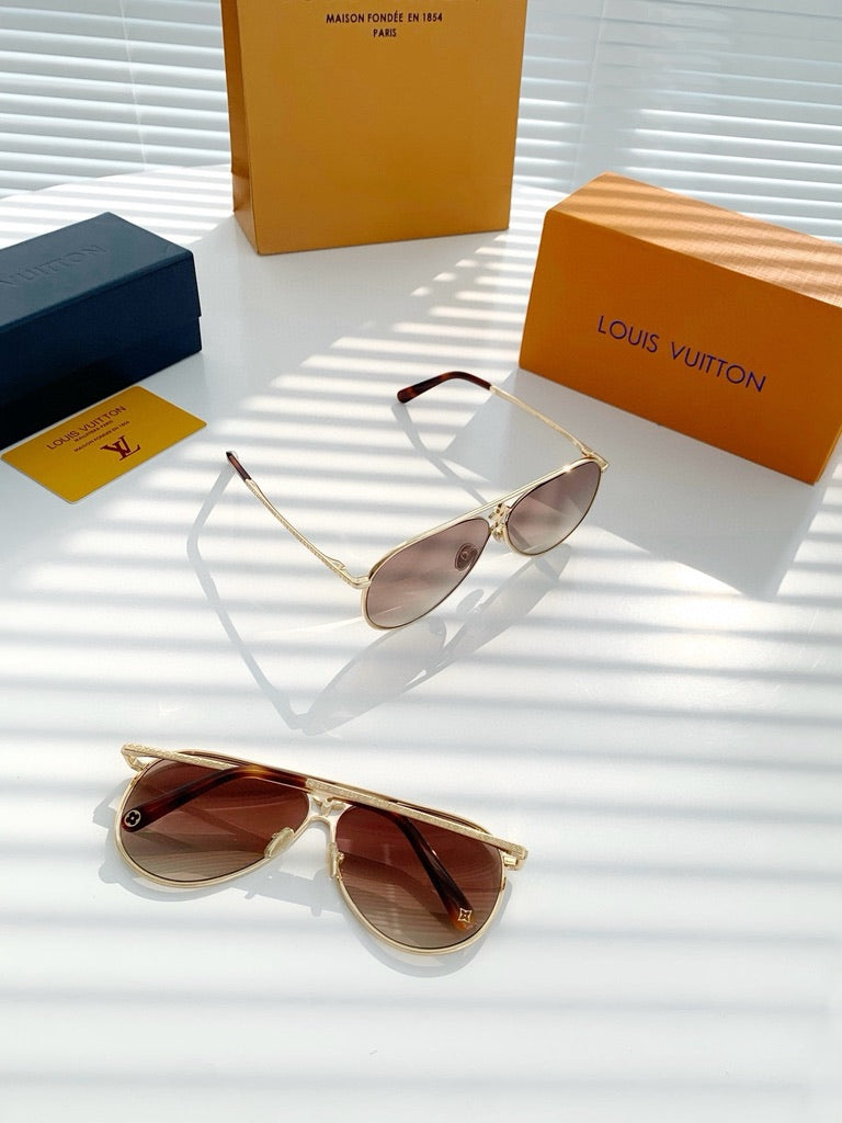Louis Vuitton LV Star Pilot Sunglasses Z1870U (60-10-140)