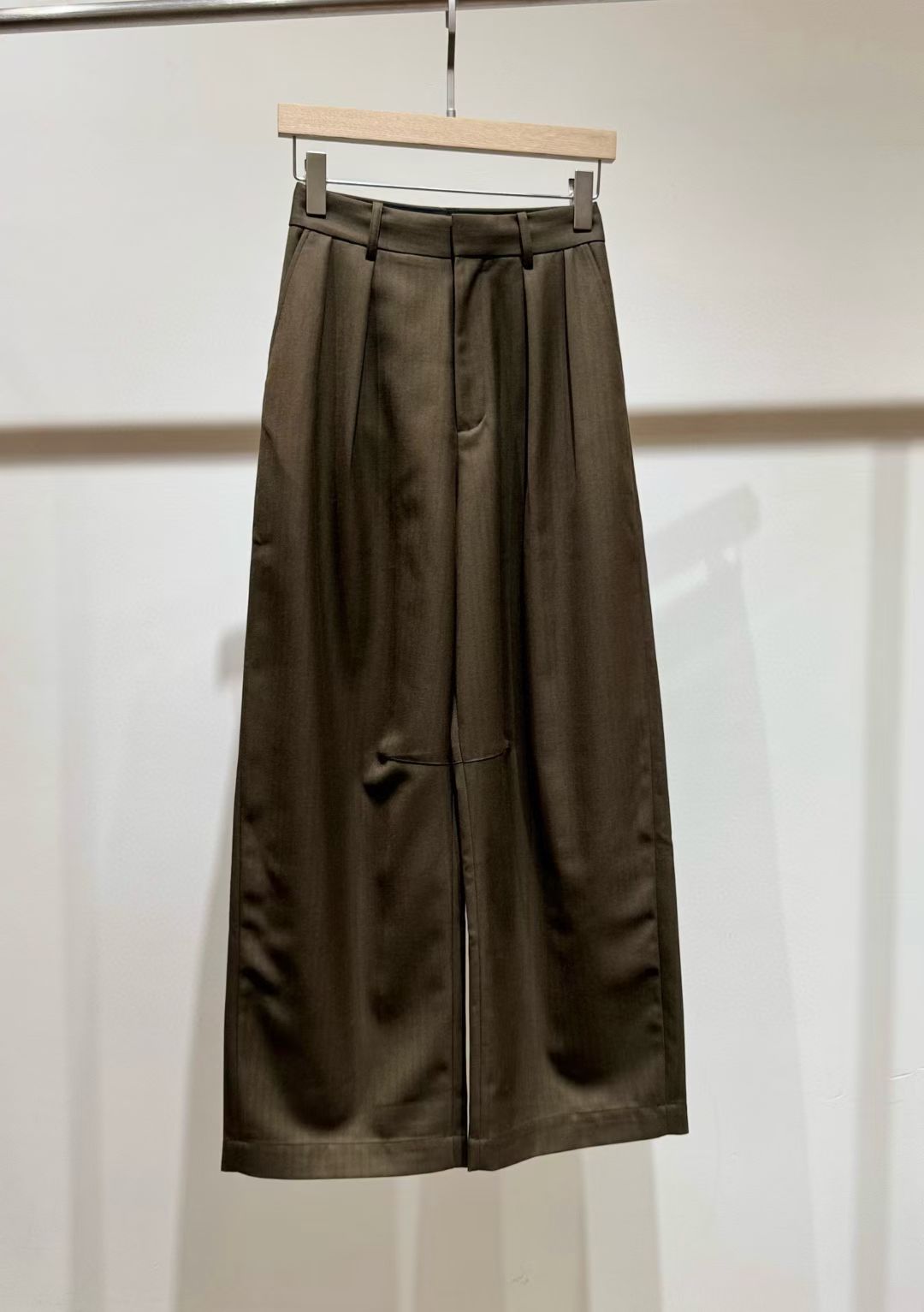 Loewe Barrel Wool Pants, Size 32/34/36/38