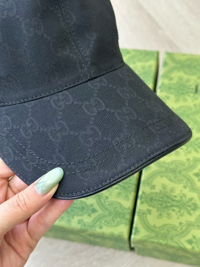 Gucci Original GG Canvas Baseball Cap, Size M