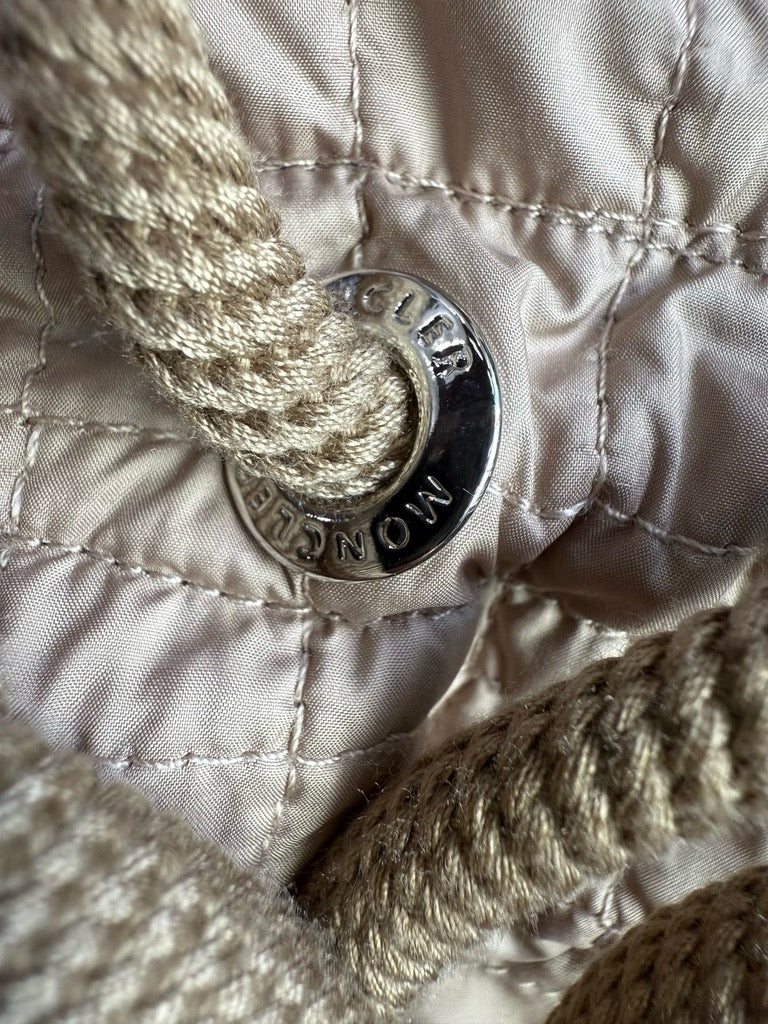 Moncler Meudon 3-in-1 Hooded Down Parka Coat in Beige/Black, Size 0/1/2/3