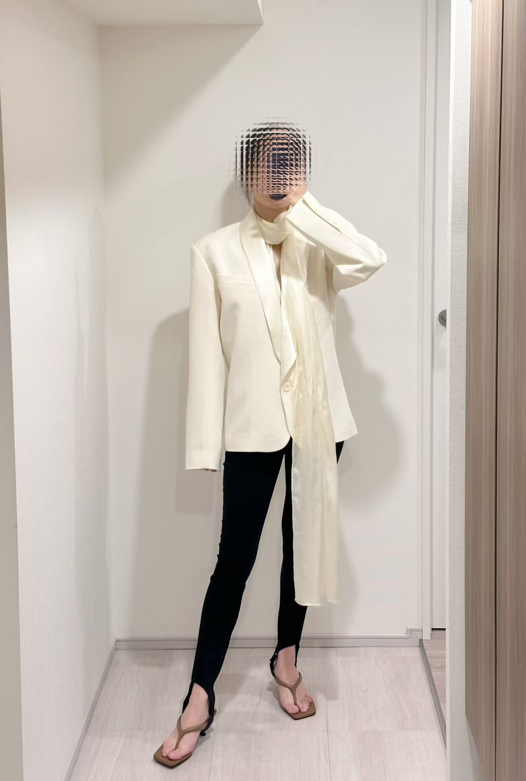 Helsa The Tux White Blazer in Wool, Size S/M/L