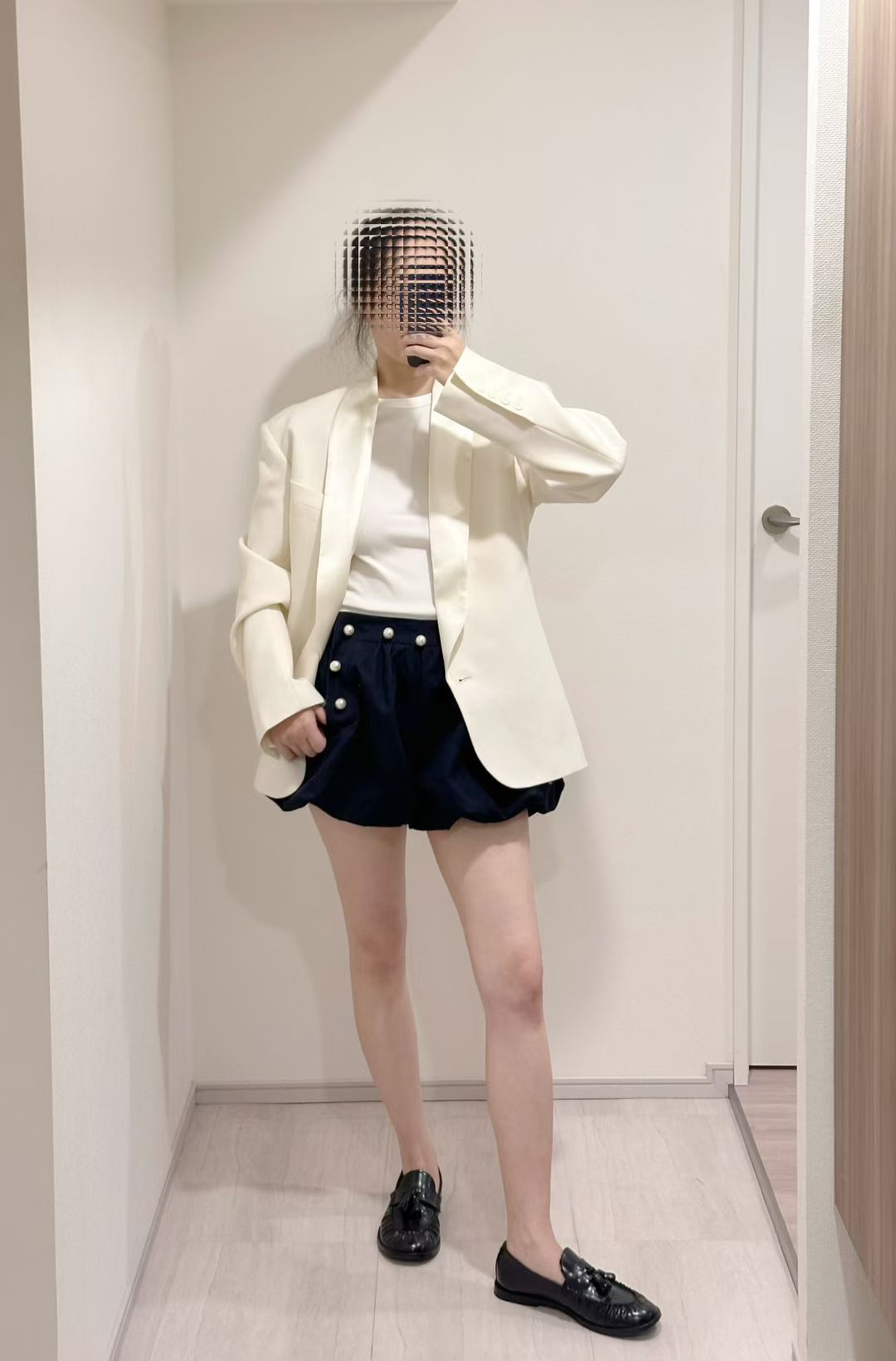 Helsa The Tux White Blazer in Wool, Size S/M/L