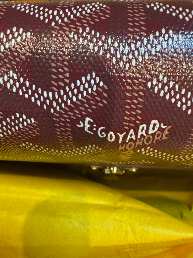 Goyard Small Marie-Caroline Shoulder Bag in Purple (10 x 6 x 2.5 in)