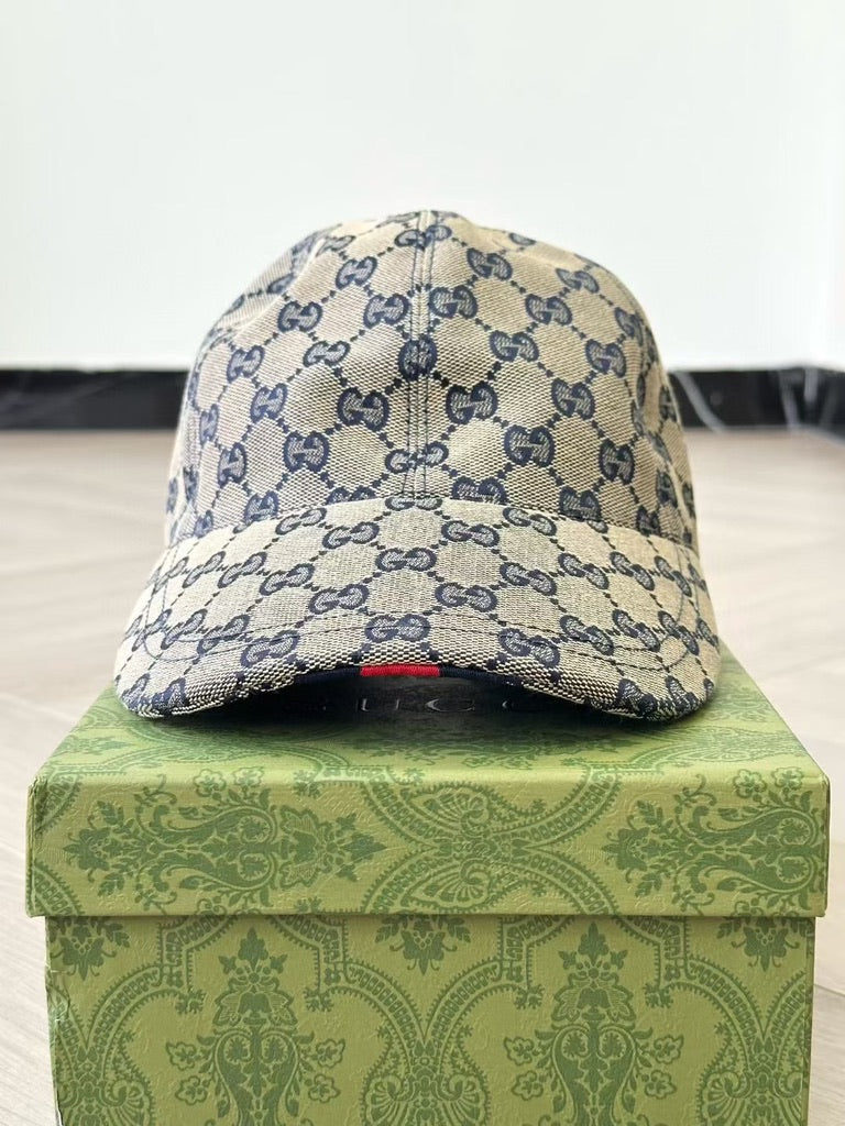 Gucci Original GG Canvas Baseball Cap, Size M