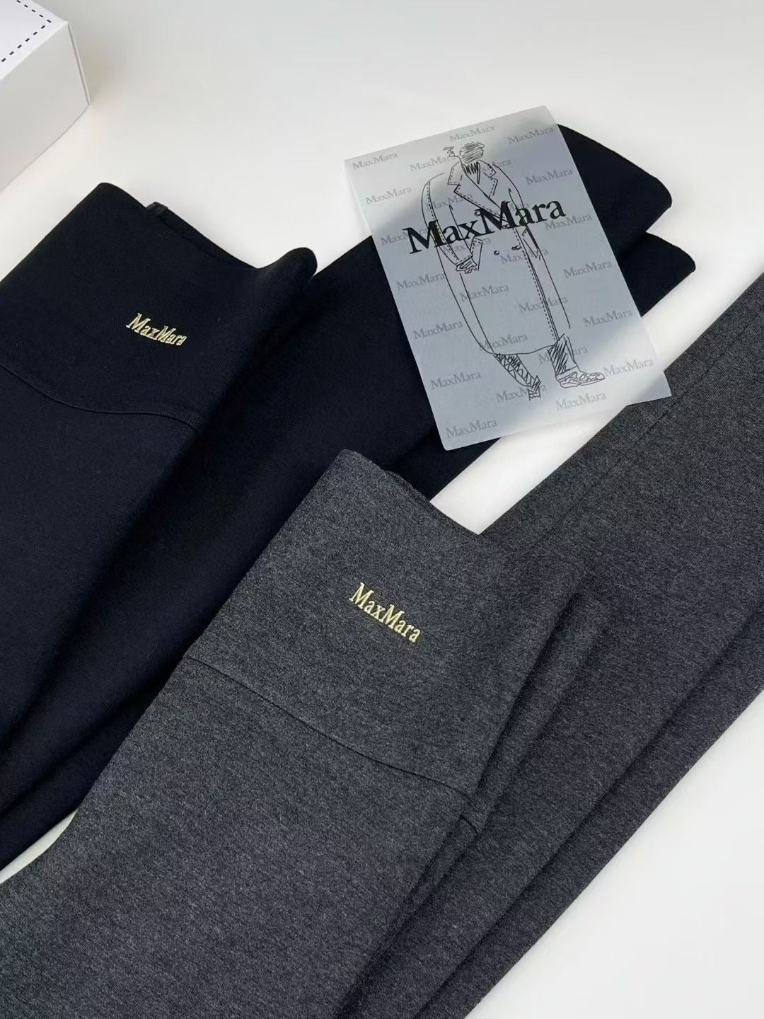 Max Mara Shaping Sanding Leggings in Black/Gray, Size M/L/XL