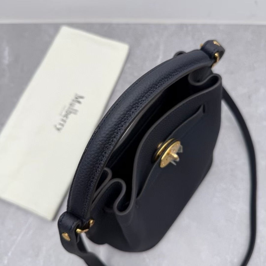 Mulberry Islington Small Bucket Bag in Ivory/Black/Brown (8.5 x 9 x 5 in)