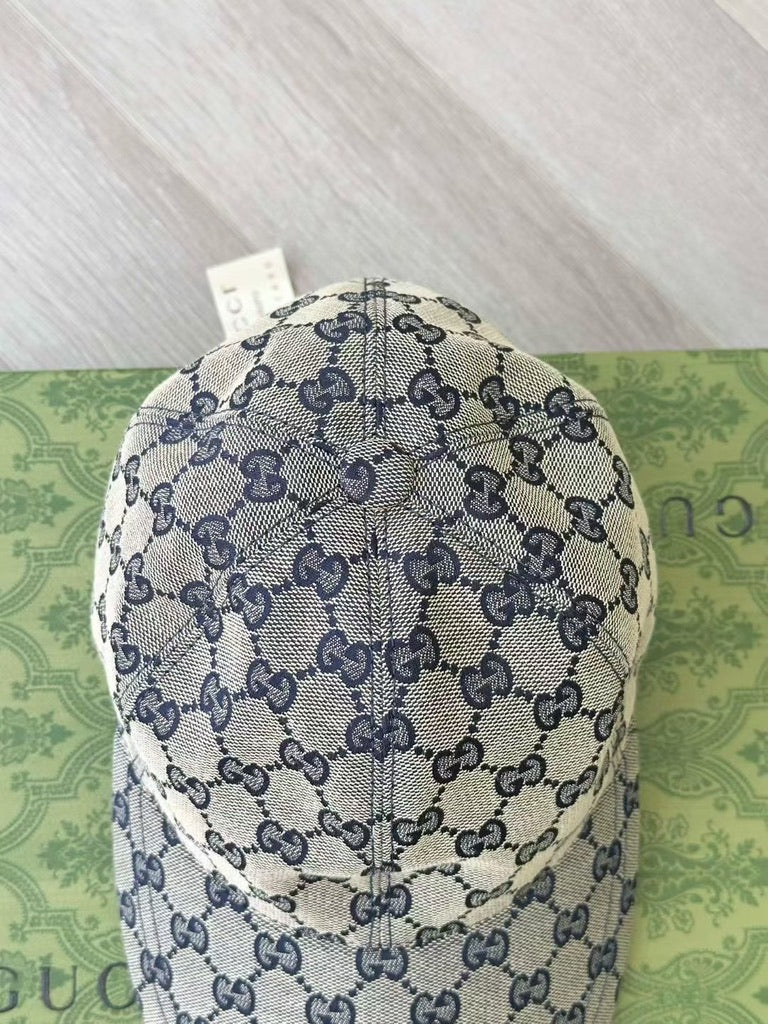 Gucci Original GG Canvas Baseball Cap, Size M