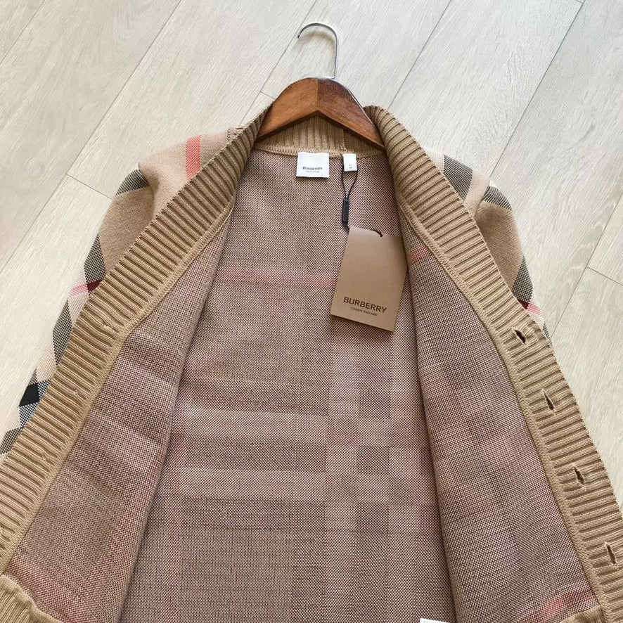 Burberry Check Wool Blend Cardigan in Beige, Size S/M/L