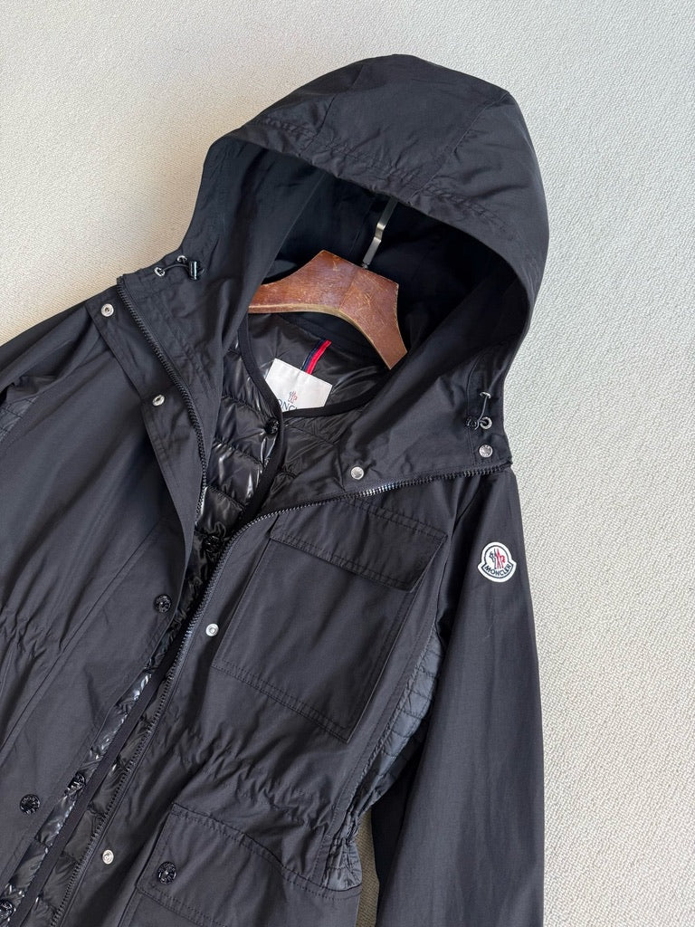 Moncler Meudon 3-in-1 Hooded Down Parka Coat in Beige/Black, Size 0/1/2/3