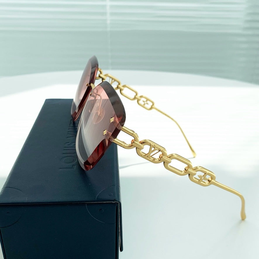 Louis Vuitton LV Jewel Cat Eye Sunglasses Z2142U