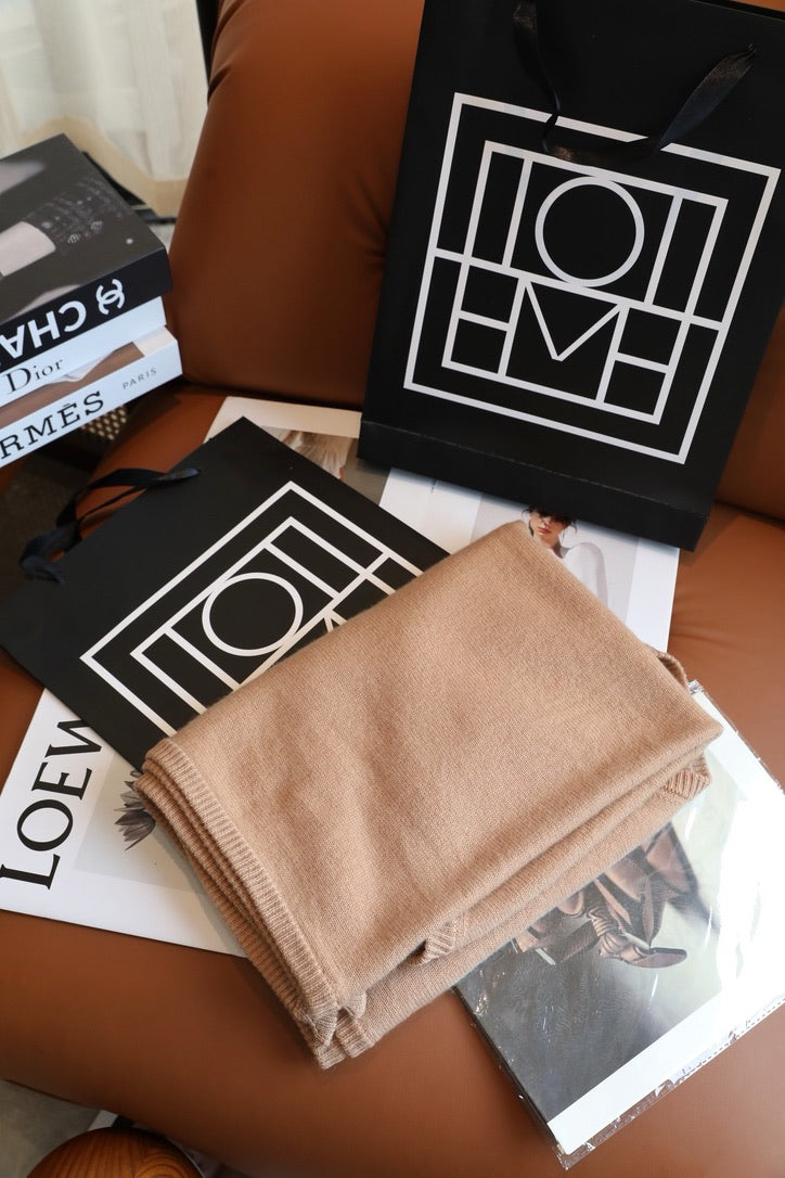 Toteme Scarf in Black/Beige/Gray