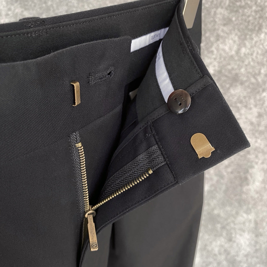 Loewe Black Barrel Trousers in Cotton and Silk, Size 32/34/36/38/40