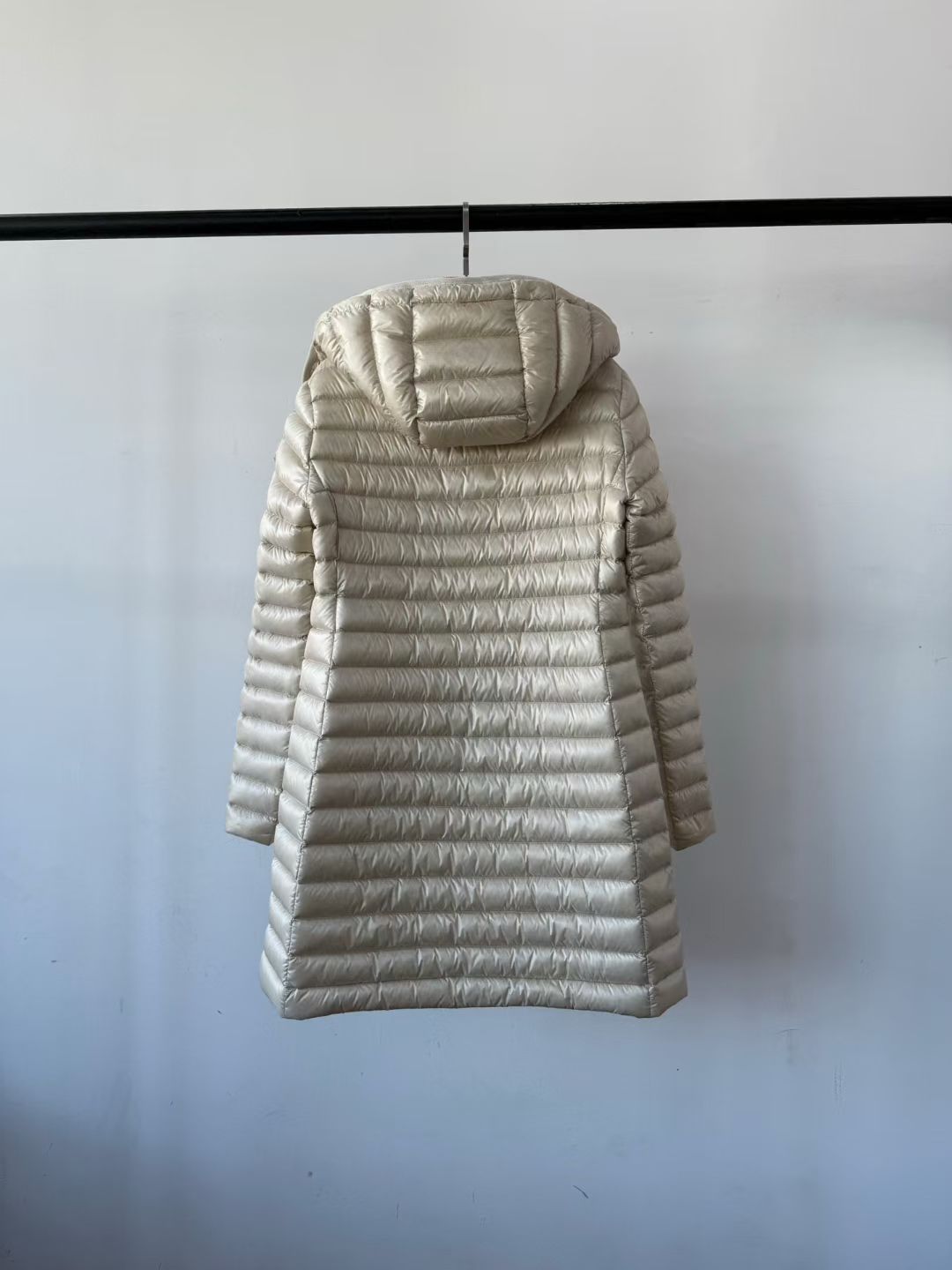 Moncler Igelong Hooded Long Down Jacket in Beige, Size 0/1/2/3