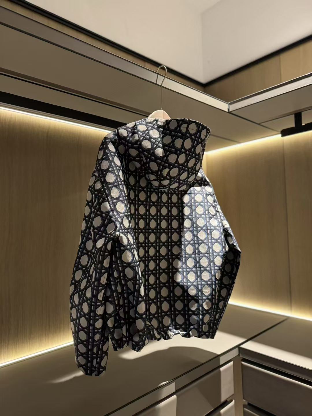 Dior
Macrocannage Waterproof Hooded Jacket, Size S/M/L