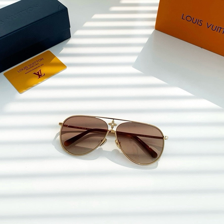 Louis Vuitton LV Star Pilot Sunglasses Z1870U (60-10-140)