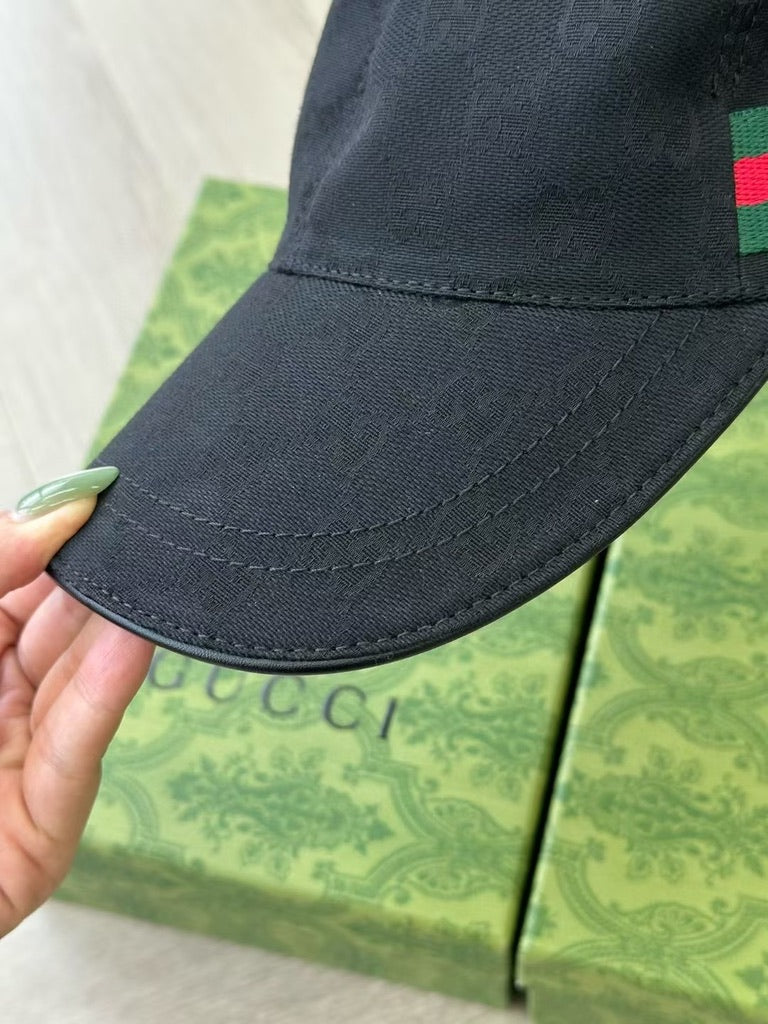 Gucci Original GG Canvas Baseball Cap, Size M