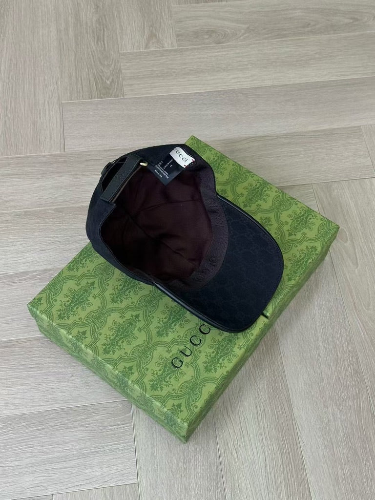 Gucci Original GG Canvas Baseball Cap, Size M