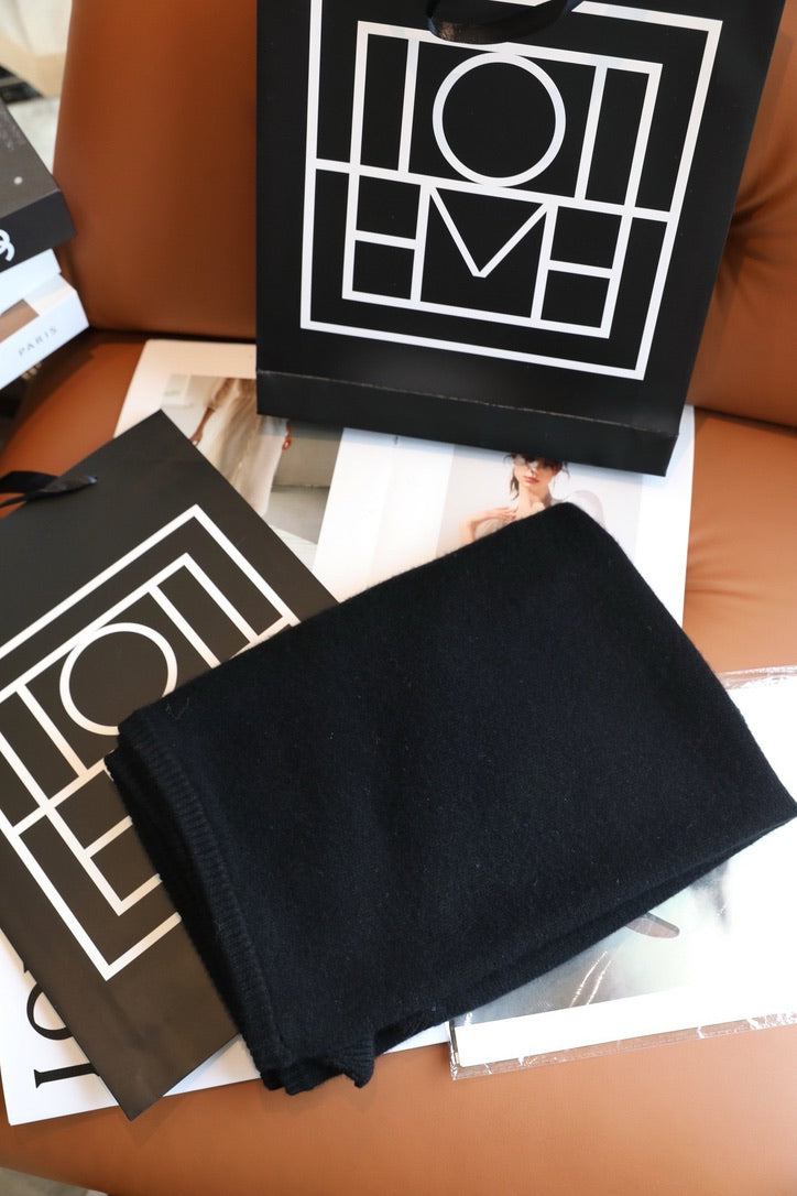 Toteme Scarf in Black/Beige/Gray