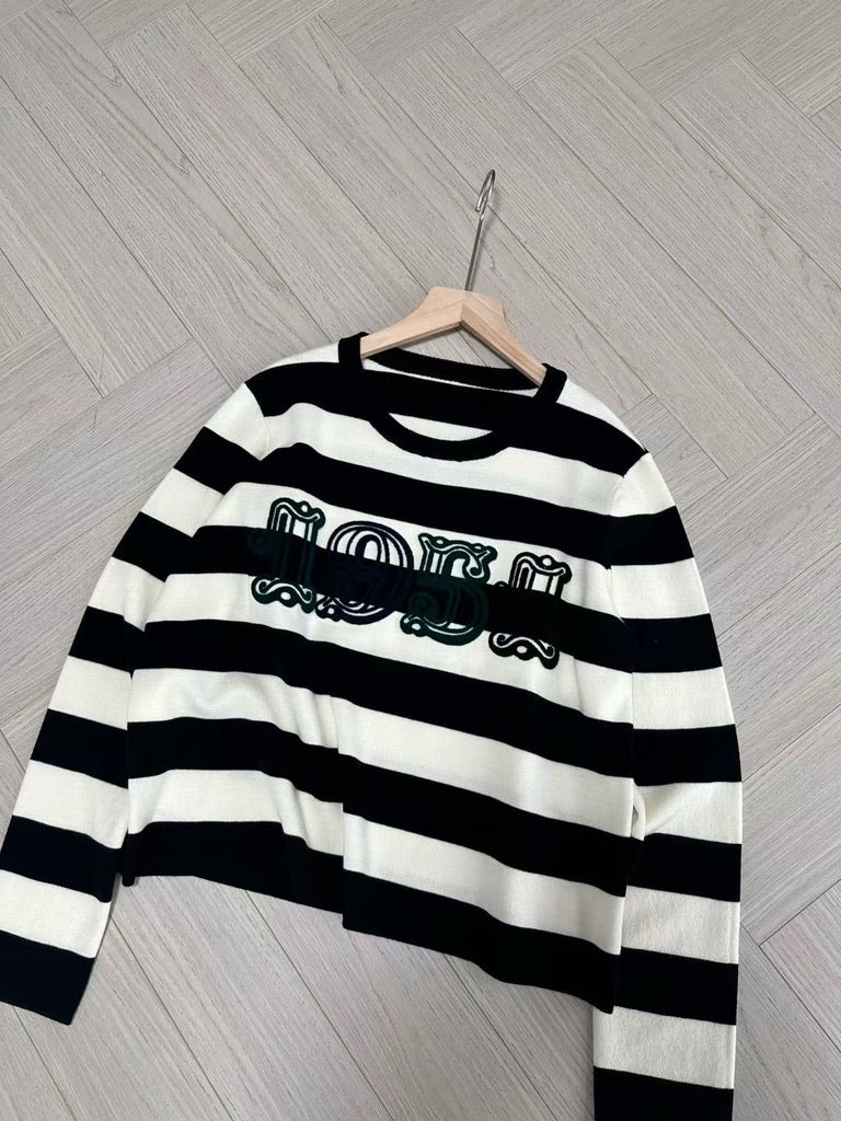 Max Mara Viterbo 1951 Wool Crewneck Sweater, Size S/M/L