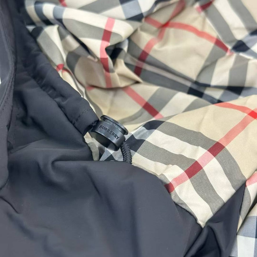 Burberry EKD Zip-Up Lightweight Hooded Parka, Size US 2/4/6/8