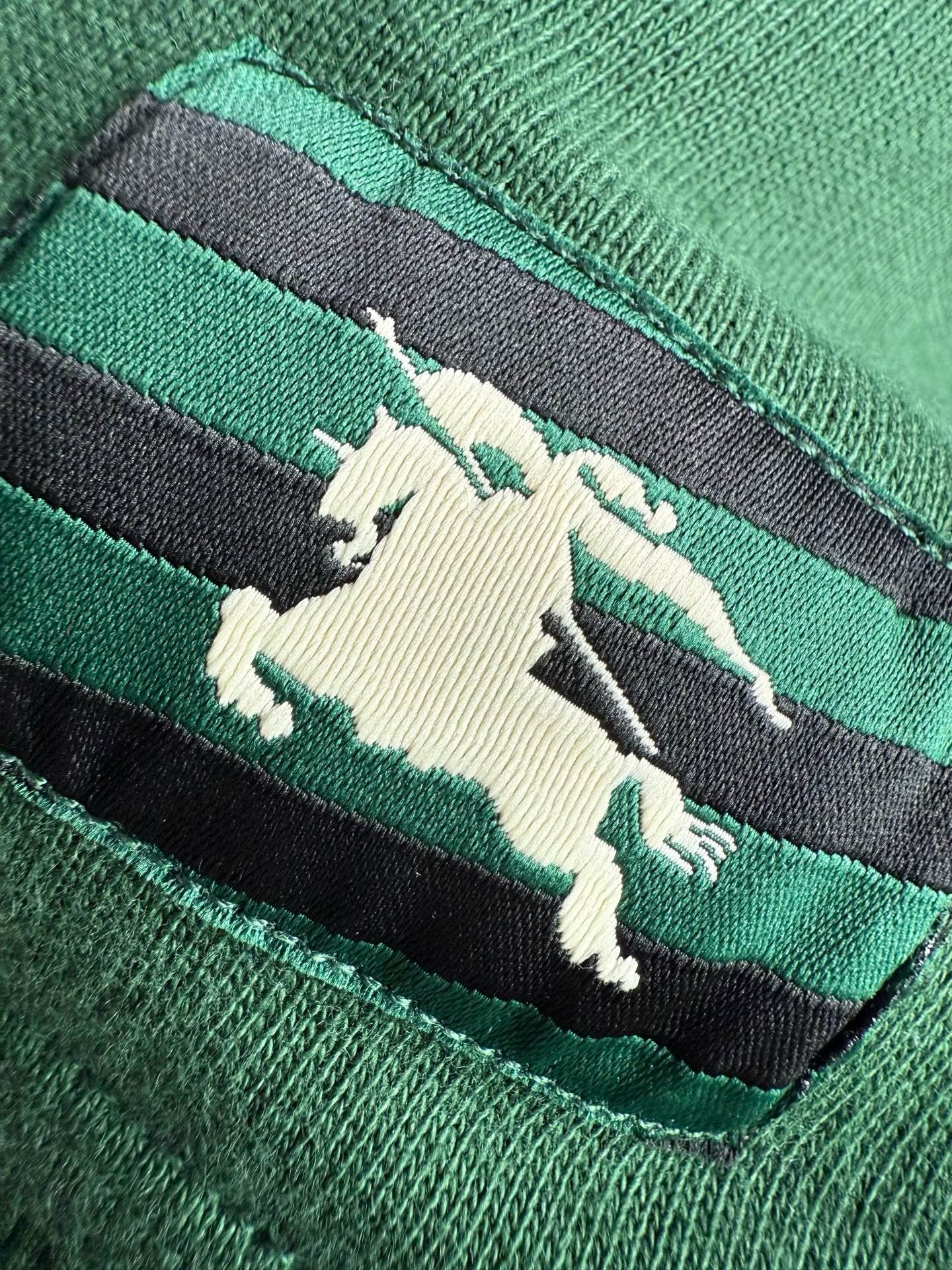 Burberry Unisex Green Hoodie, Size XXS/XS/S/M/L/XL