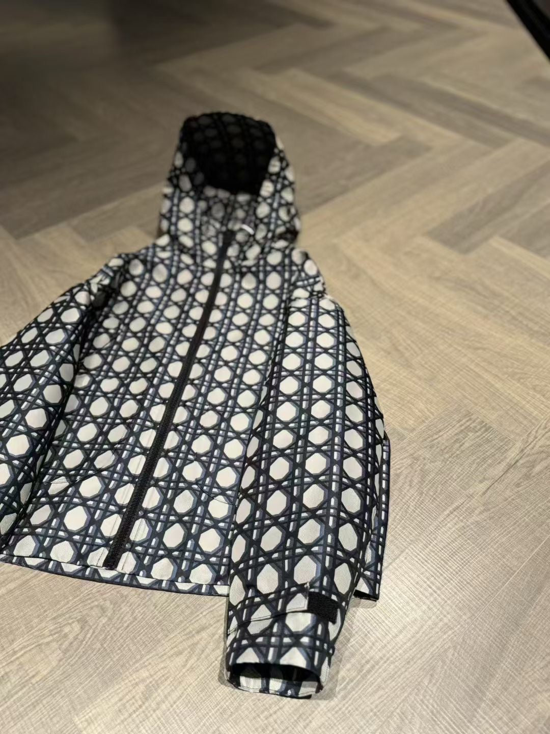 Dior
Macrocannage Waterproof Hooded Jacket, Size S/M/L