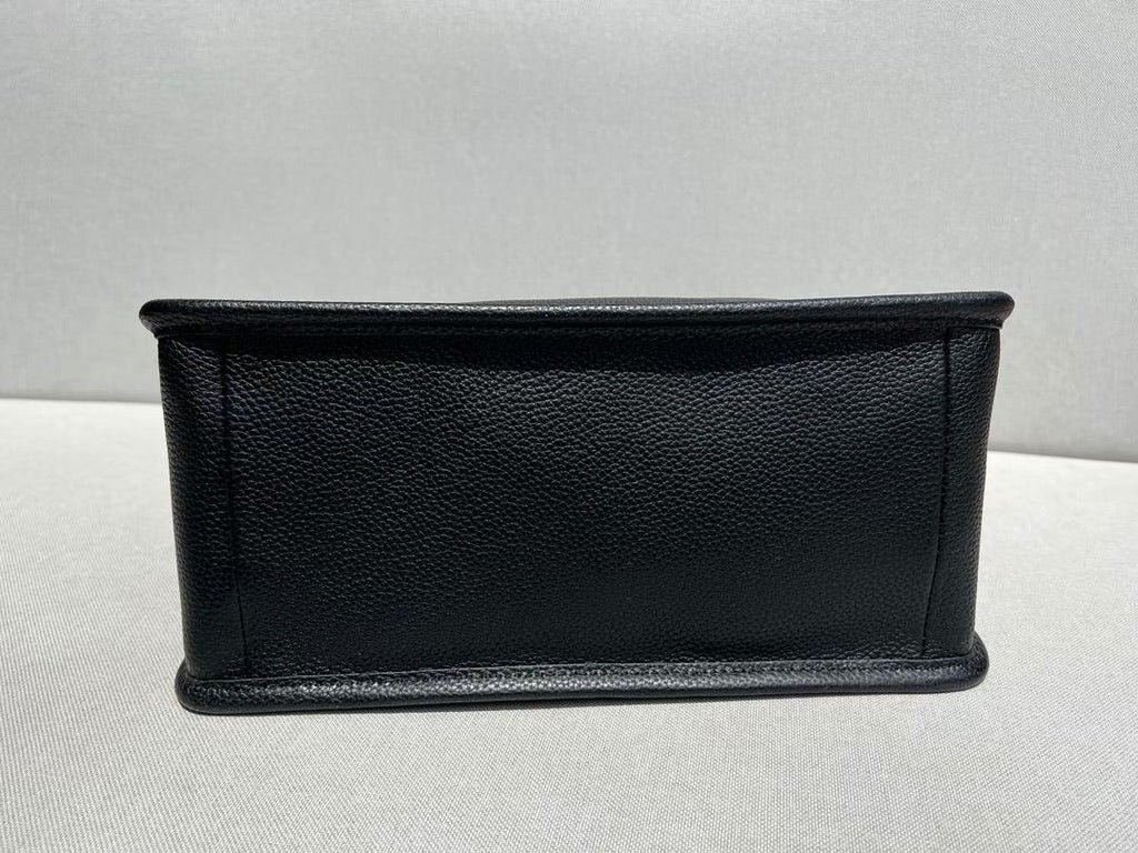 Longchamp Medium Le Foulonne Shoulder Bag in Black