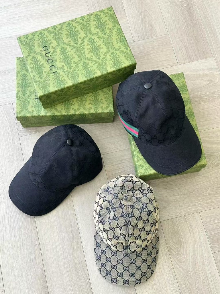 Gucci Original GG Canvas Baseball Cap, Size M