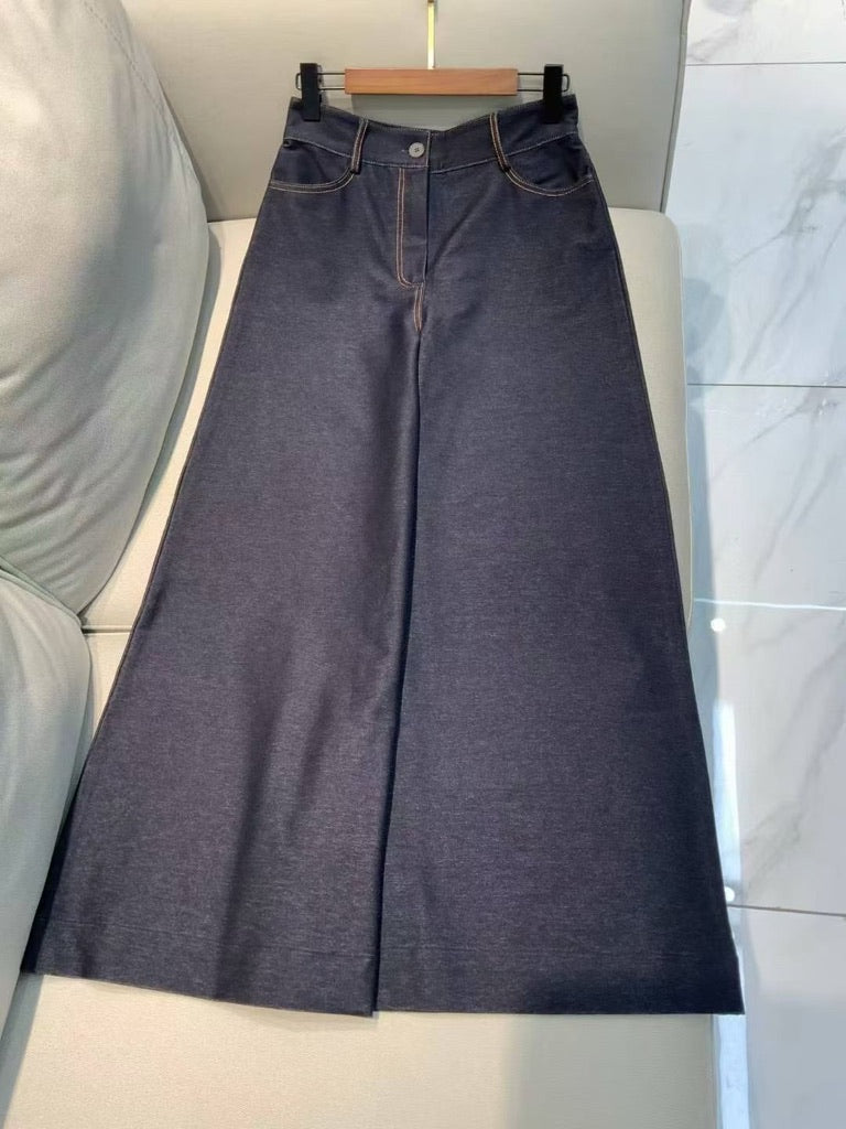 Max Mara High Waist Wide Leg Jeans in Navy/Beige/White, Size XS/S/M/L