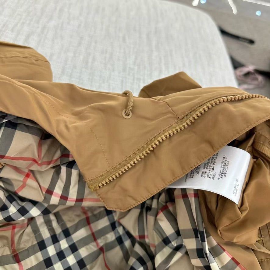 Burberry EKD Zip-Up Lightweight Hooded Parka, Size US 2/4/6/8