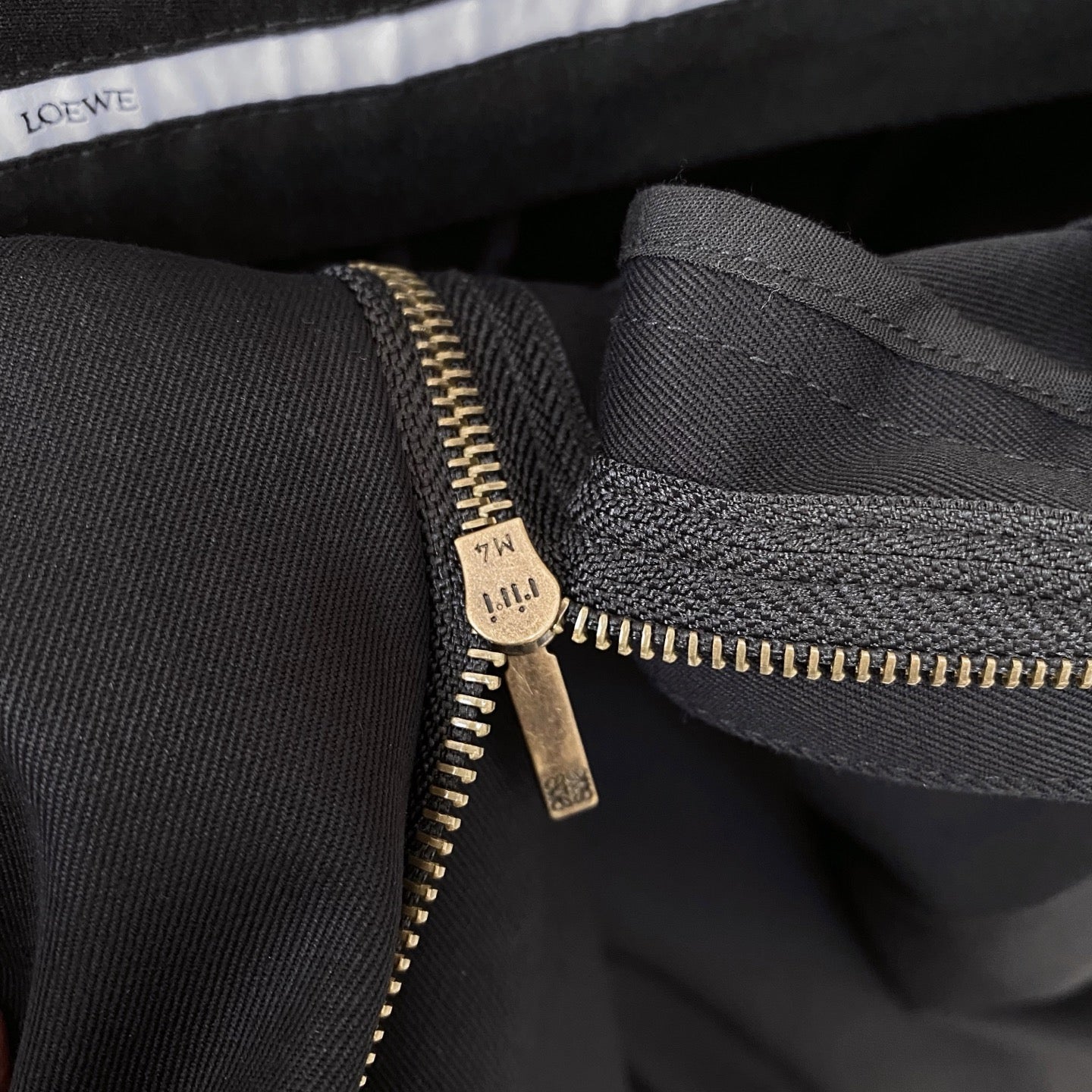 Loewe Black Barrel Trousers in Cotton and Silk, Size 32/34/36/38/40