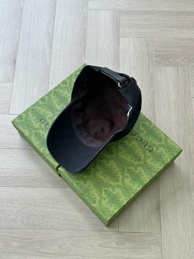 Gucci Original GG Canvas Baseball Cap, Size M