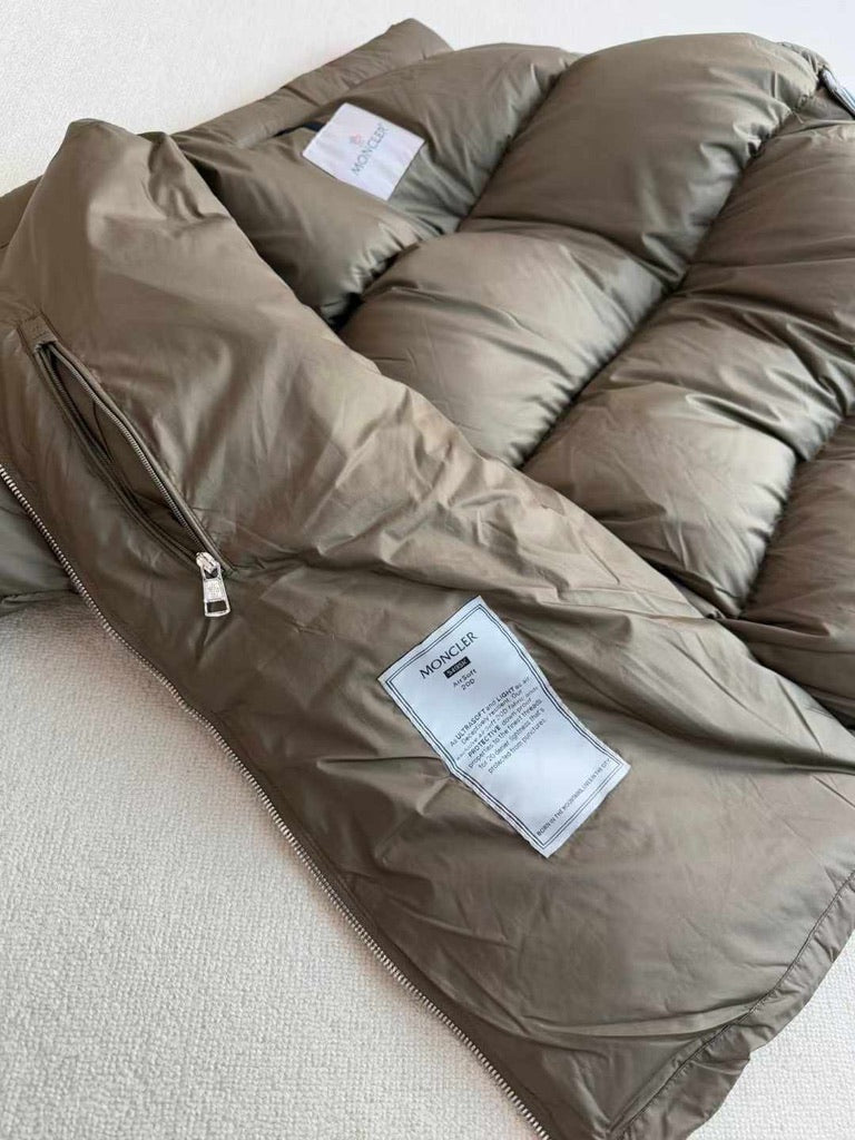 Moncler Besbre Hooded Short Down Jacket in Brown, Size 4/5