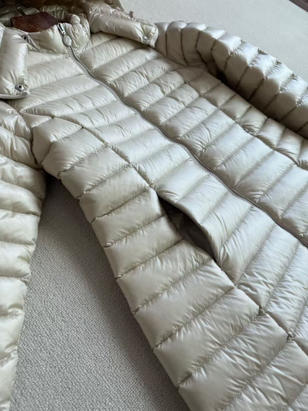 Moncler Igelong Hooded Long Down Jacket in Beige, Size 0/1/2/3