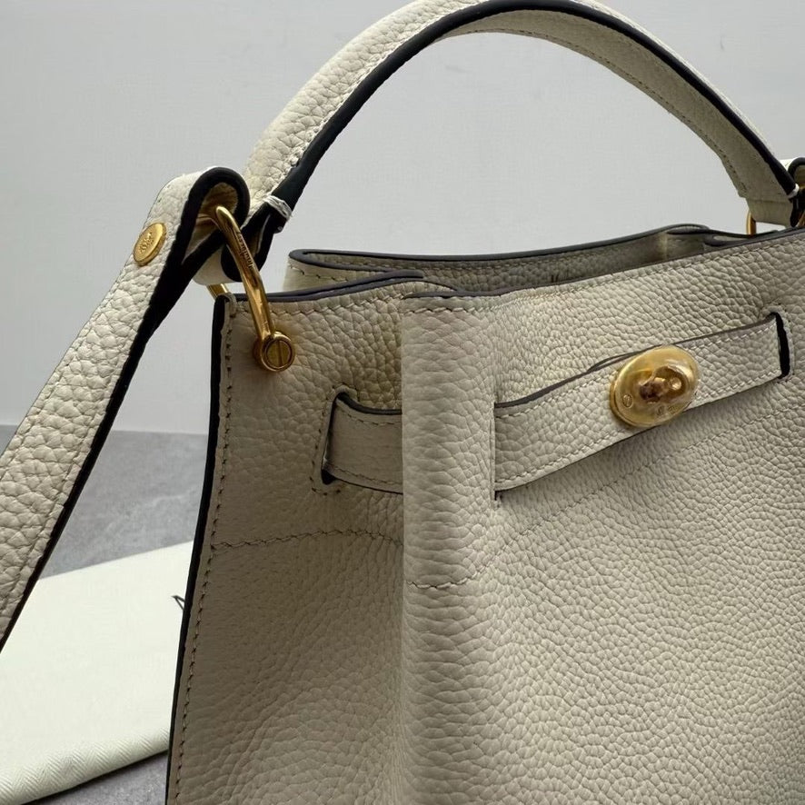 Mulberry Islington Small Bucket Bag in Ivory/Black/Brown (8.5 x 9 x 5 in)